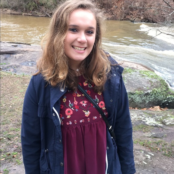 Meet your Posher, Kathryn - Picture 3 of 3